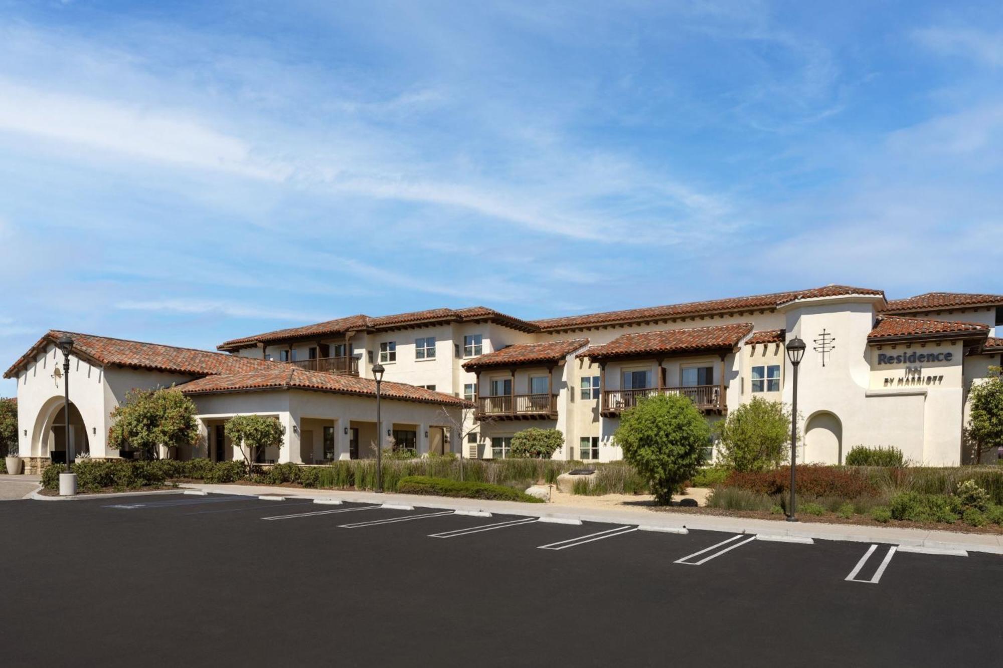 Residence Inn By Marriott Santa Barbara Goleta Екстериор снимка