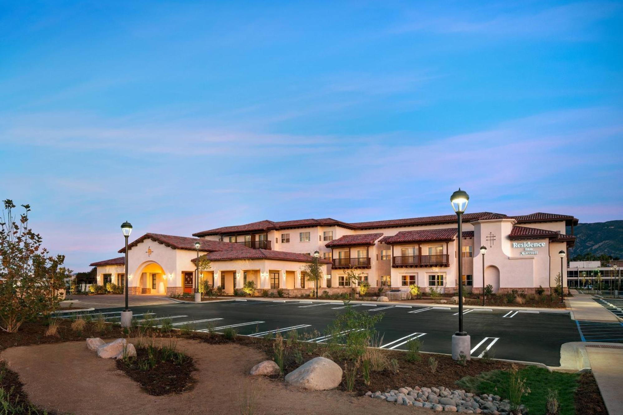 Residence Inn By Marriott Santa Barbara Goleta Екстериор снимка